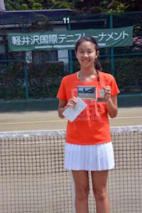 女子シングルス18歳以下準優勝　原　エリヤ選手