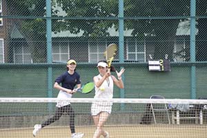 女子ダブルス決勝 優勝 森・清水組