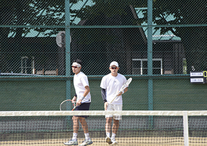 男子ダブルス決勝 優勝　三浦・吉本組